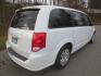 2016 White /Black Dodge Grand Caravan SE (2C4RDGBG5GR) with an 3.6 liter V-6 engine, Automatic transmission, located at 270 US Route 6, Mahopac, NY, 10541, (845) 621-0895, 41.349022, -73.755280 - Photo#3